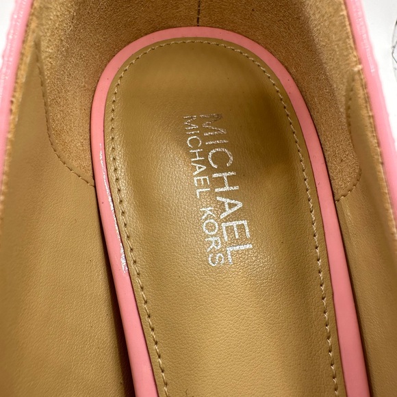 Beautiful Michael Kors Barbie Pink Patten Leather Pump Heels w/Antislip Soles 7M - Picture 6 of 8